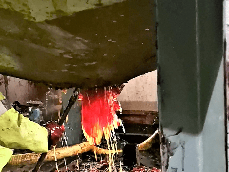 Vessel Cleaning